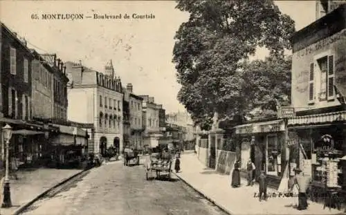Ak Montluçon Allier, Boulevard de Courtais, Straßenansicht, alte Gebäude, Verkehr mit Pferdefuhrw