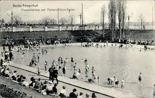 Ak Berlin Tempelhof, Planschwiese am Hohenzollern-Corso