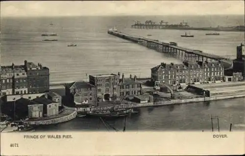 Ak Dover Kent England, Prince of Wales Pier, Wasserfahrzeuge, Hafenansicht, Wohngebäude