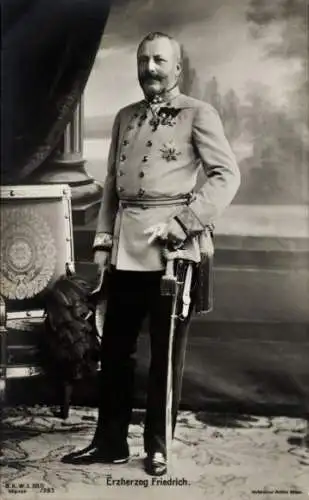 Ak Erzherzog Friedrich, Standportrait, Uniform