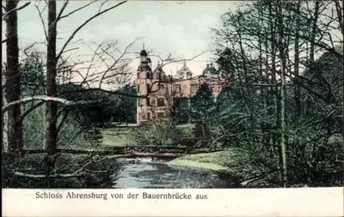 Ak Ahrensburg in Holstein, Schloss von der Bauernbrücke aus