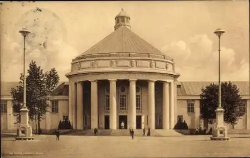 Ak Dresden Altstadt Friedrichstadt, Hygiene-Ausstellung 1911, große Halle, Säulen, Menschen, h...