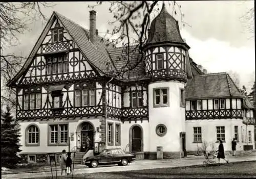 Ak Bad Liebenstein im Thüringer Wald, Historisches Gebäude, Postamt, Fachwerkarchitektur, Schw...