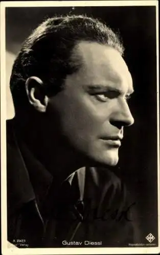 Ak Schauspieler Gustav Diessl, Ufa Film, Ross Verlag A 2547 1, Portrait, Autogramm