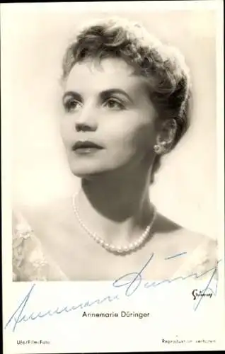 Ak Schauspielerin Annemarie Düringer, Portrait, Ufa Film, Perlenkette