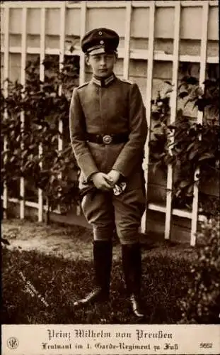 Ak Prinz Wilhelm von Preußen, Leutnant im I. Garde Regiment zu Fuß, Uniform