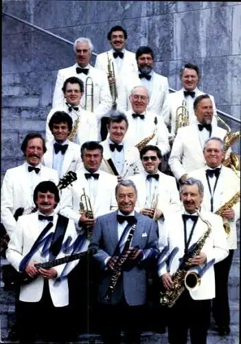 Autogrammkarte Hugo Strasser und Tanzorchester, Autogramm