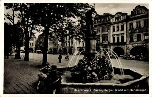 Ak Jelenia Góra Hirschberg Riesengebirge Schlesien, Markt, Gabeljürgen, Bibliothek, Geschäfte