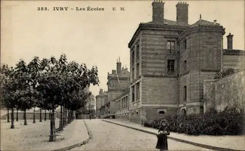 Ak Ivry sur Seine Val de Marne, Schulen