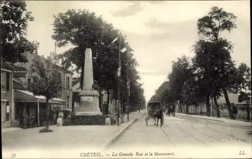 Ak Créteil Val de Marne, Monument, Grande Rue, Pferdewagen, Bäume,  Architektur