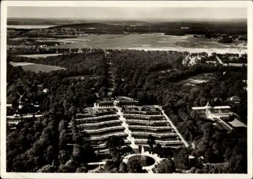Ak Potsdam, Fliegeraufnahme, Schloss Sanssouci, Windmühle, Klinke