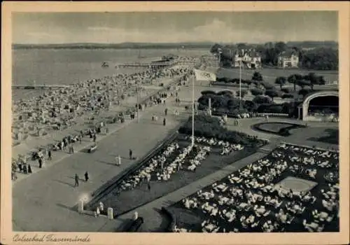 Ak Ostseebad Travemünde Lübeck, Ostseebad  Strandpromenade, Felsen, Gäste