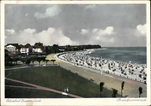 Ak Ostseebad Travemünde Lübeck, Ostseebad  Strandpromenade, Küstenansicht, Abstand der Strandkörb