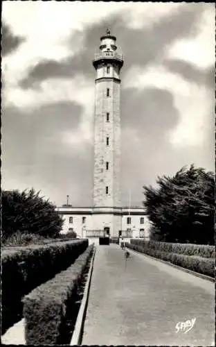 Ak Saint Clément des Baleines Île de Ré Charente Maritime, Leuchtturm Le Phare des Baleines, 60 m