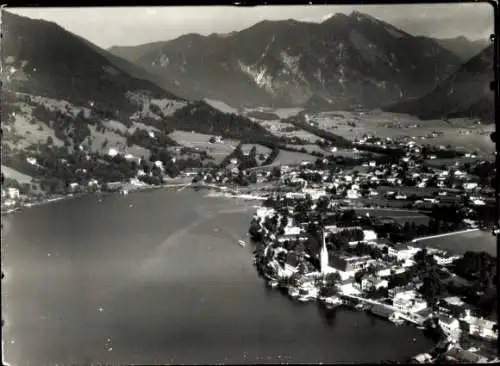 Ak Gmunden am Traunsee Salzkammergut Oberösterreich, Schwarz-weiß Foto einer Luftansicht von G...