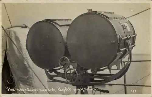 PC Royal Navy, The new twin search light projector