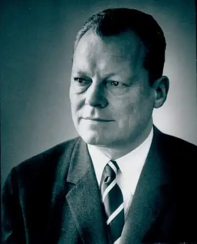 Foto Bundeskanzler Willy Brandt, Portrait