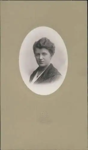 Präge Passepartout Foto Frauenportrait, Hoffotograf Martin Balg