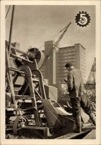 Ak Tschechoslowakei, Betonmischer, Mann bei der Arbeit, Kommunismus