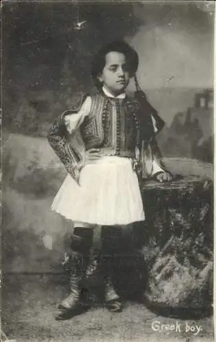 Ak Griechenland, Junge in Tracht