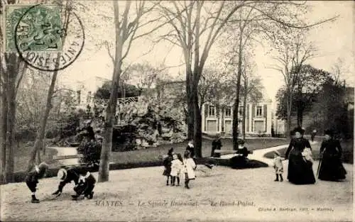 Ak Mantes Yvelines, Le Square Brieussel, Le Rond-Point