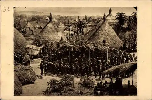 Ak Oubangui Chari Ubangi Shari Zentralafrikanische Republik, Traditionelle Beerdigung, Hütte, ...