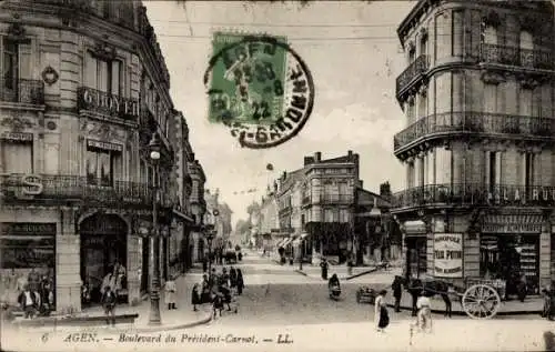 Ak Agen Lot et Garonne, Boulevard du Président-Carnot, Stadtansicht, Gebäude, Straßenansicht, his