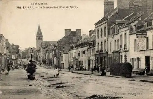 CPA Pré en Pail Mayenne, Grande Rue