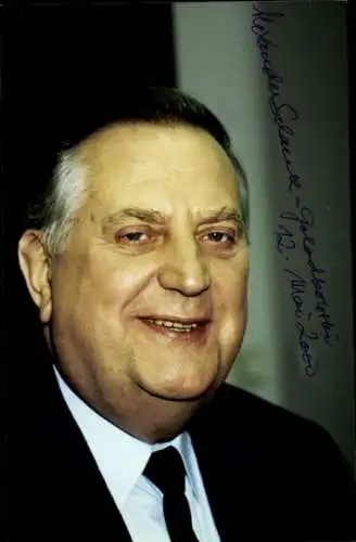 Foto Alexander Schalck-Golodkowski, Staatssekretär im Außenhandelsministerium, Autogramm