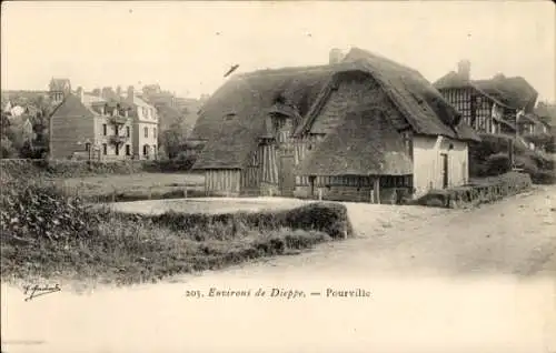 Ak Pourville Seine Maritime, Teilansicht, altes Haus mit Strohdach