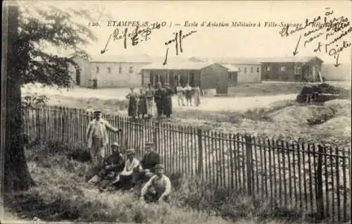 CPA Étampes Essonne, Ecole d'Aviation Militaire à Ville-Sauvage