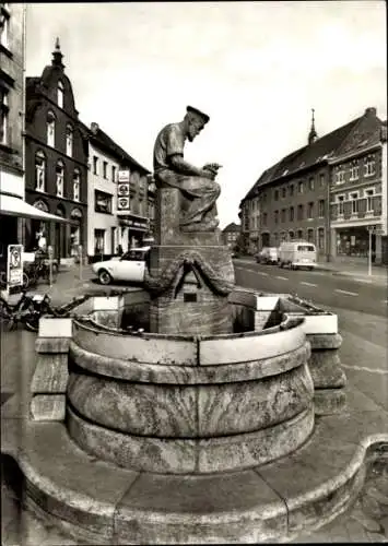 Ak Süchteln Viersen in Nordrhein Westfalen, Weberbrunnen