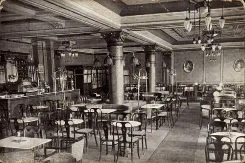 Ak Chemnitz in Sachsen, Innenansicht eines Cafés, Stühle, Tische, Bar, Säulen, dekorative Element