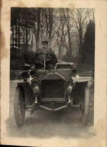 Foto Mann im Automobil, Auto, Fahrzeug