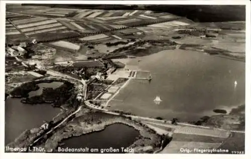Ak Ilmenau in Thüringen, Fliegeraufnahme, Badeanstalt am großen Teich