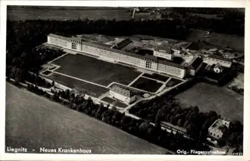 Ak Legnica Liegnitz Schlesien, Fliegeraufnahme, Standortlazarett, Siegeshöhe