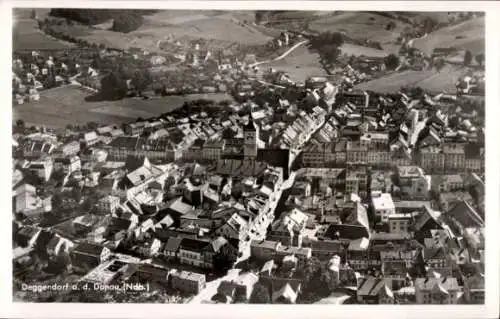 Ak Deggendorf im Bayerischen Wald Niederbayern, Fliegeraufnahme