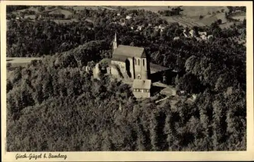 Ak Bamberg in Oberfranken, Luftaufnahme der Wallfahrtskapelle Gugel, Waldlandschaft, romantische 