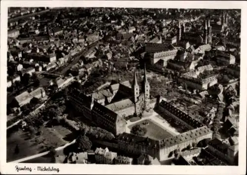 Ak Bamberg in Oberfranken, Luftaufnahme von  Michelsberg, Kloster, Stadtansicht, Gebäude