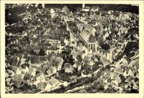 Ak Dinkelsbühl in Mittelfranken, Luftaufnahme von  viele  Gebäude, Altstadt, Kirche