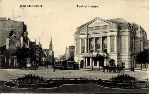 Ak Magdeburg in Sachsen Anhalt, Zentraltheater, Pferdekutsche, Straßenbahn