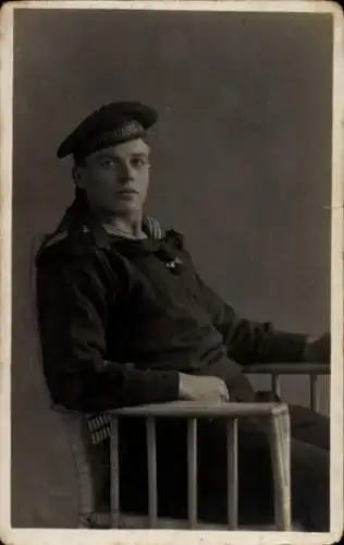 Foto Ak Matrose in Uniform, Portrait