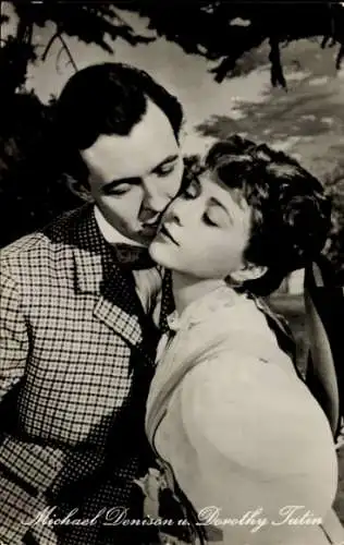 Ak Schauspieler Michael Denison und Dorothy Tutin, Portrait, Film Ernst sein ist alles