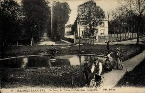 Ak Maisons Laffitte Yvelines, Park, Platz, Avenue Wagram, Spaziergänger, Radfahrer