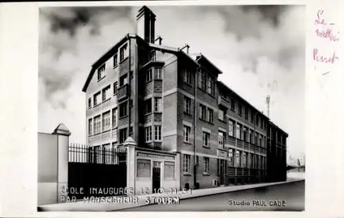 CPA Ecole Inauguree 1951 par Monseigneur Stourm