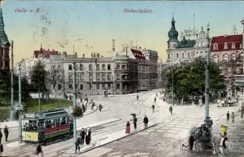 Ak Halle an der Saale, Riebeckplatz, Gebäude, Straßenbahn, Menschen, Bäume, Laternen