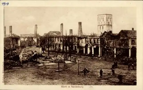 Ak Nidzica Neidenburg Ostpreußen, Zerstörte Gebäude, Markt, Ruinen, Stadtansicht, 1914