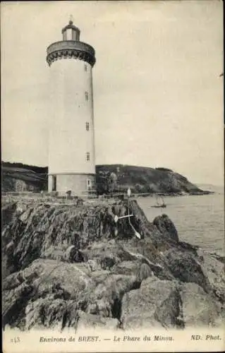 Ak Brest Finistère, Leuchtturm, Felsen, Meer, Schiffe