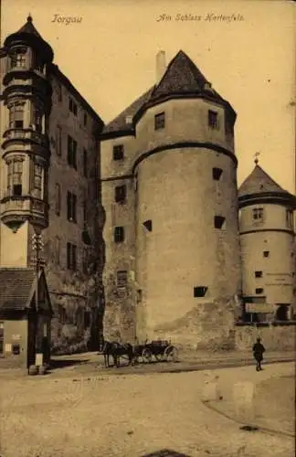 Ak Torgau an der Elbe, Am Schloss Hartenfels