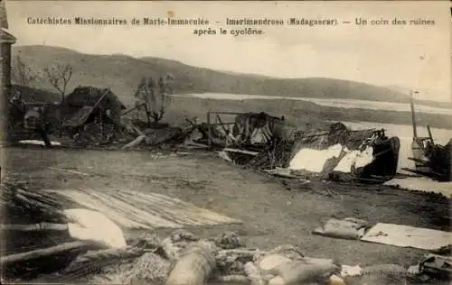 Ak Imerina Madagaskar, Ruinen nach dem Zyklon, Imerimandroso, missio- näre, zerstörte Gebäude,...
